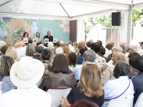 Presentación libro Concurso Microrrelatos (2)(1)